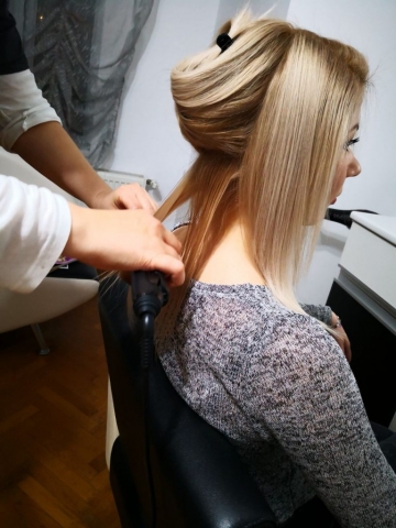 blonde hairstyle ksister's salon
